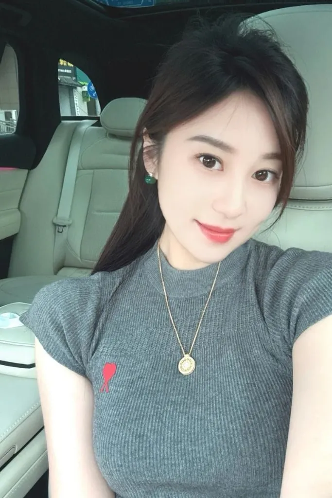 Ảnh gái xinh với nét dịu dàng