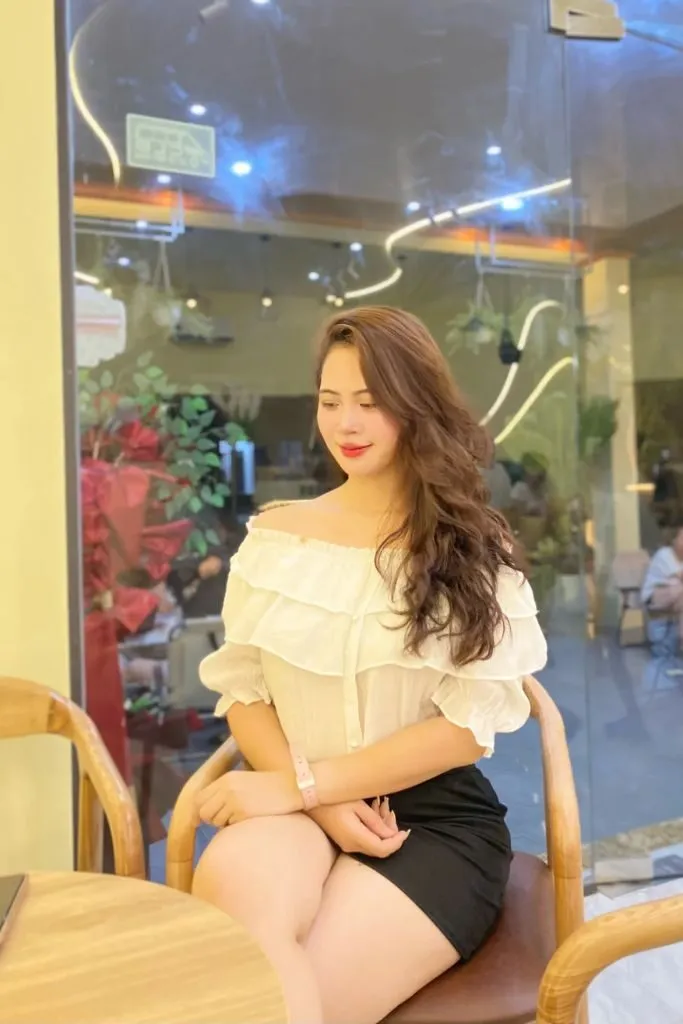 Ảnh gái xinh thanh lịch duyên dáng
