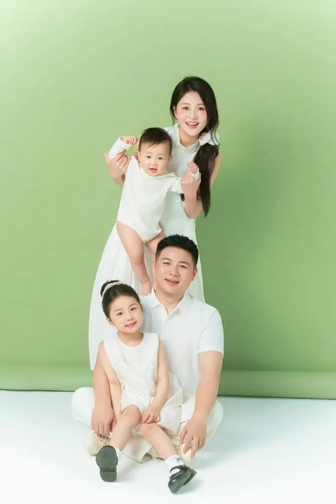 Ảnh gia đình khéo léo tạo kiểu