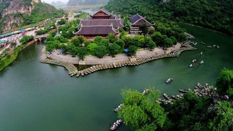 Các điểm du lịch Ninh Bình đẹp mê hồn không thể bỏ qua