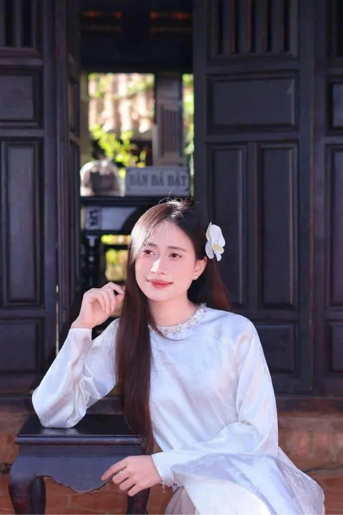 Gái xinh Việt Nam với nét duyên dáng cùng tà áo dài